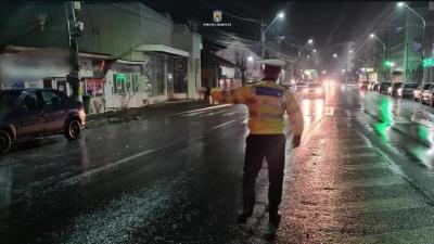 FOTO. Razie în Dâmbovița. Peste 400 de sancțiuni aplicate de polițiști într-o singură seară